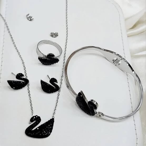 Swan-set